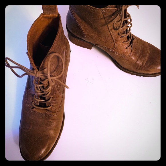 π LUCKY BRAND ANKLE BOOTSπ - Picture 2 of 8